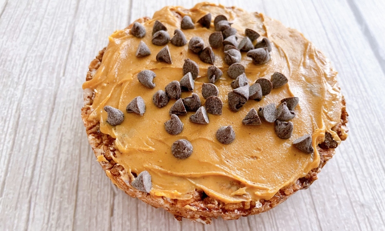 chocolate chips and peanut butter