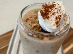 Cinnamon Roll Protein Shake (Cinnabon Shake)