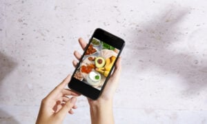 compare macro tracking apps for body recomposition