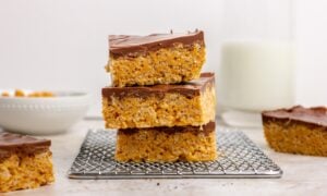 Healthy Scotcheroos (Lower Calorie!)