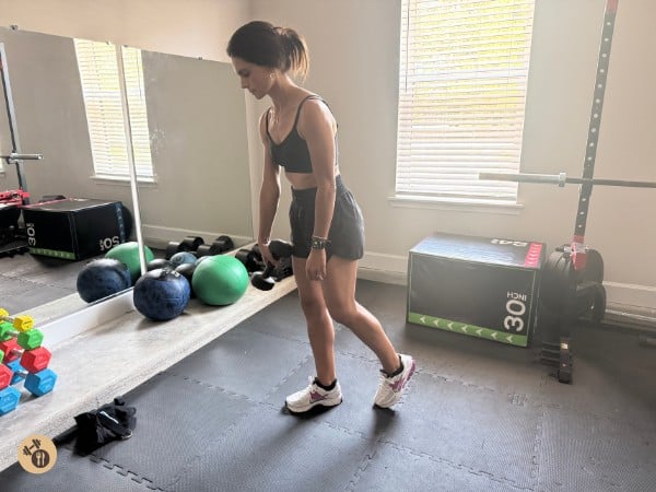 Single Leg RDLs up position