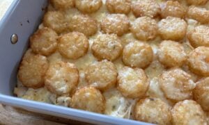Crispy Garlic Parmesan Chicken Tater Tot Bake